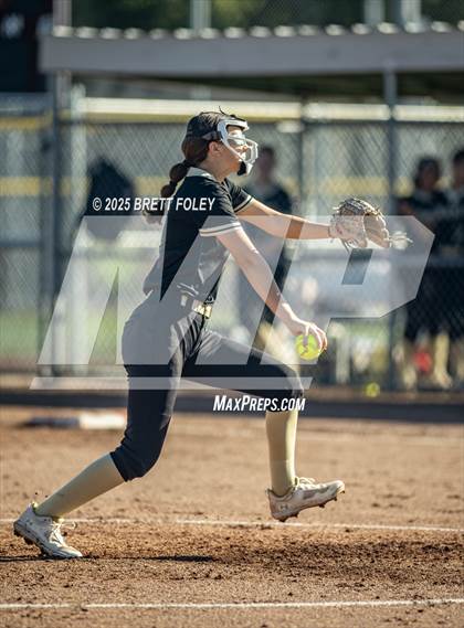 Thumbnail 2 in Millard North vs. Lincoln Southeast photogallery.