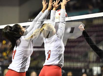 Thumbnail 3 in Eaton vs. Sterling (CHSAA 3A Final) photogallery.