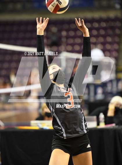Thumbnail 2 in Eaton vs. Sterling (CHSAA 3A Final) photogallery.