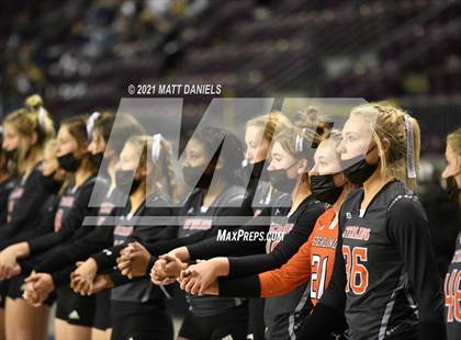 Thumbnail 2 in Eaton vs. Sterling (CHSAA 3A Final) photogallery.