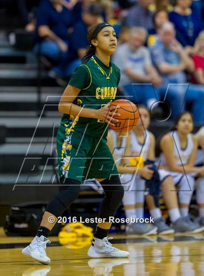 Thumbnail 1 in Poth vs. Cole (3A Area Playoffs) photogallery.