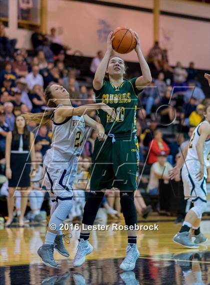 Thumbnail 3 in Poth vs. Cole (3A Area Playoffs) photogallery.