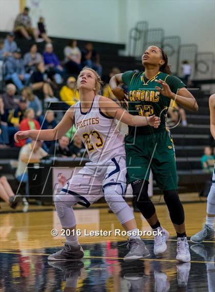 Thumbnail 2 in Poth vs. Cole (3A Area Playoffs) photogallery.