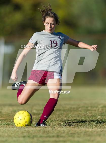 Thumbnail 2 in Dobyns-Bennett @ Sullivan South photogallery.