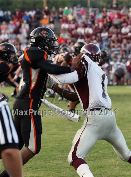 Thumbnail 3 in Dobyns-Bennett @ Clinton photogallery.