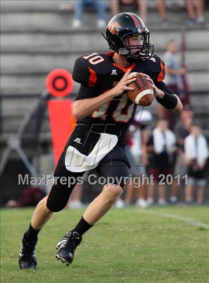 Thumbnail 3 in Dobyns-Bennett @ Clinton photogallery.