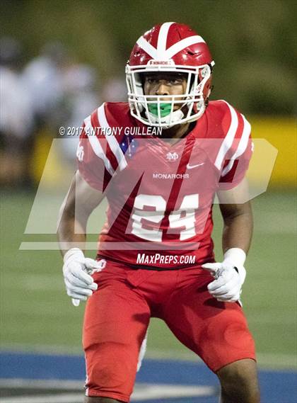 Thumbnail 1 in Bishop Gorman @ Mater Dei photogallery.
