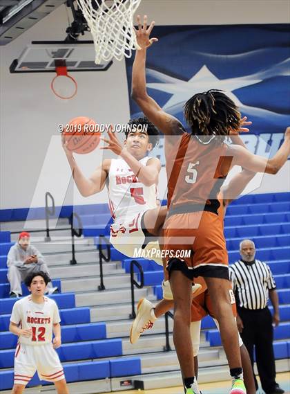 Thumbnail 1 in Dobie vs. Judson (McDonald's Texas Invitational) photogallery.