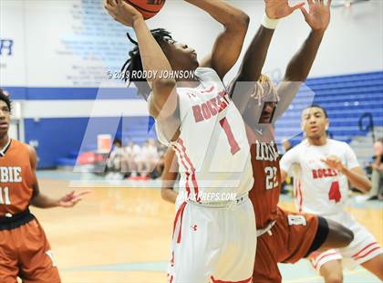 Thumbnail 2 in Dobie vs. Judson (McDonald's Texas Invitational) photogallery.