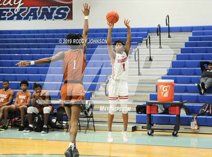 Thumbnail 3 in Dobie vs. Judson (McDonald's Texas Invitational) photogallery.