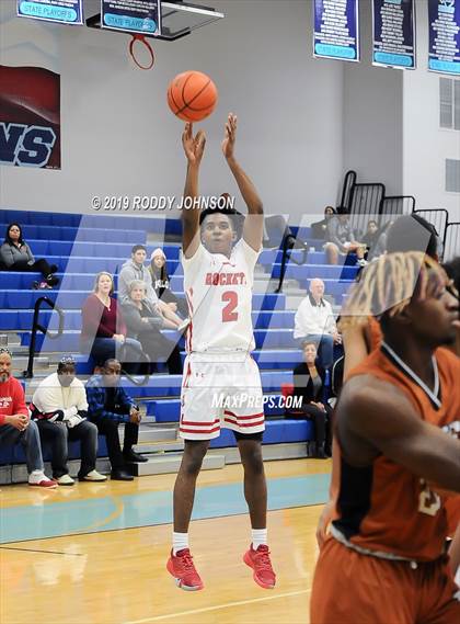 Thumbnail 1 in Dobie vs. Judson (McDonald's Texas Invitational) photogallery.