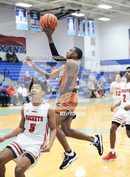 Thumbnail 2 in Dobie vs. Judson (McDonald's Texas Invitational) photogallery.