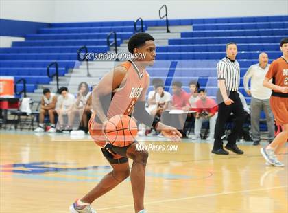 Thumbnail 3 in Dobie vs. Judson (McDonald's Texas Invitational) photogallery.