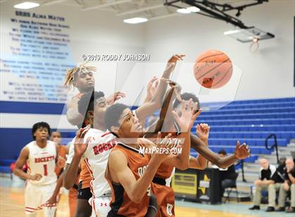 Thumbnail 1 in Dobie vs. Judson (McDonald's Texas Invitational) photogallery.