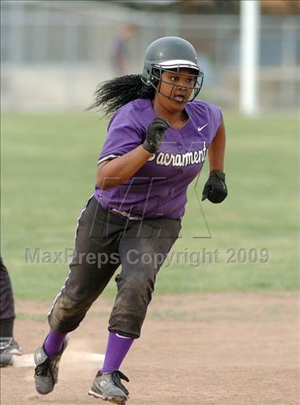 Thumbnail 3 in Sacramento @ Burbank photogallery.