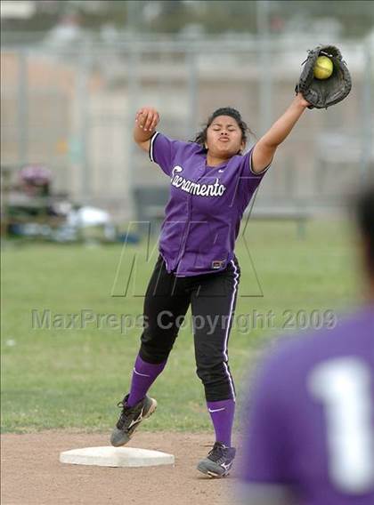 Thumbnail 1 in Sacramento @ Burbank photogallery.