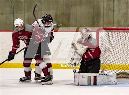 Thumbnail 3 in The Gunnery vs  Phillips Exeter Academy (Exeter Invitational) photogallery.