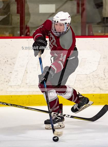 Thumbnail 2 in The Gunnery vs  Phillips Exeter Academy (Exeter Invitational) photogallery.