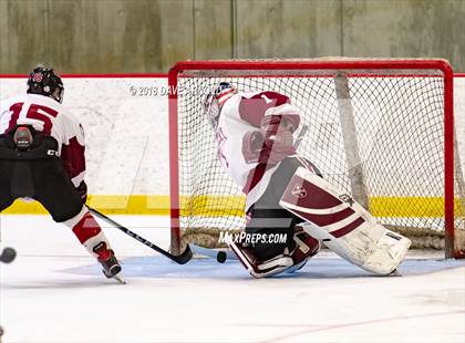 Thumbnail 2 in The Gunnery vs  Phillips Exeter Academy (Exeter Invitational) photogallery.