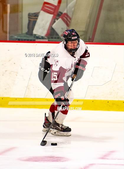 Thumbnail 2 in The Gunnery vs  Phillips Exeter Academy (Exeter Invitational) photogallery.