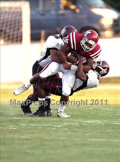 Thumbnail 3 in Munford vs. Horn Lake photogallery.