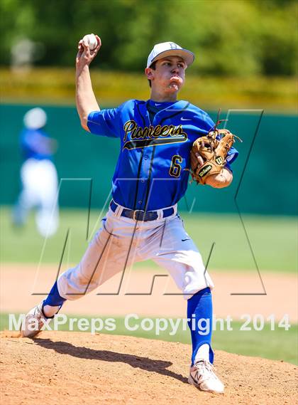 Thumbnail 3 in Boswell vs. Byron Nelson (UIL 4A Region 1 Bi-District Playoff) photogallery.