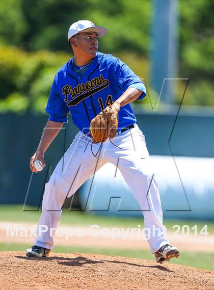 Thumbnail 1 in Boswell vs. Byron Nelson (UIL 4A Region 1 Bi-District Playoff) photogallery.