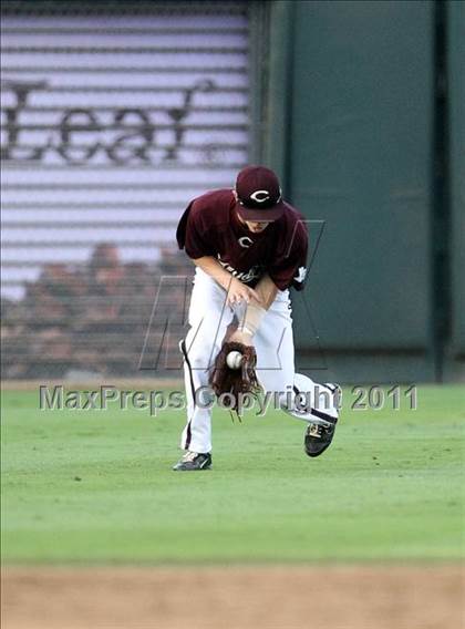 Thumbnail 2 in Calallen vs. Poteet (UIL 4A Semifinal) photogallery.