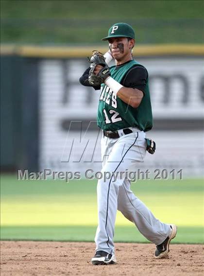 Thumbnail 2 in Calallen vs. Poteet (UIL 4A Semifinal) photogallery.