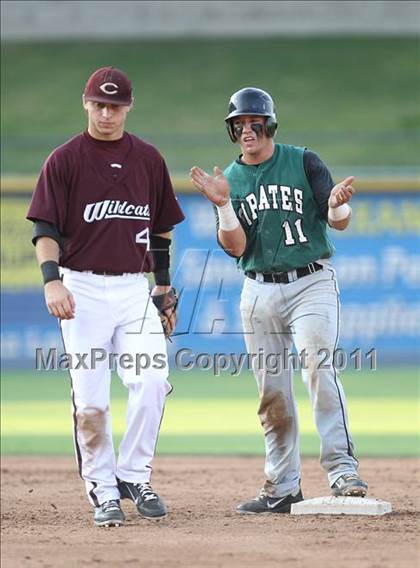 Thumbnail 1 in Calallen vs. Poteet (UIL 4A Semifinal) photogallery.