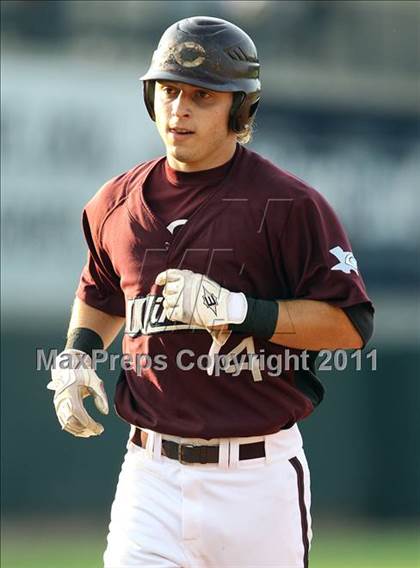 Thumbnail 3 in Calallen vs. Poteet (UIL 4A Semifinal) photogallery.