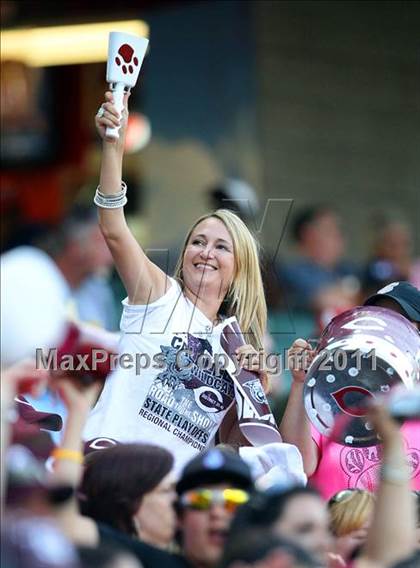 Thumbnail 3 in Calallen vs. Poteet (UIL 4A Semifinal) photogallery.