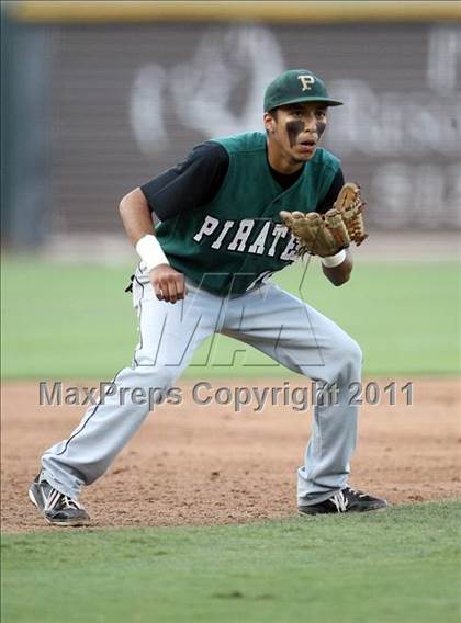 Thumbnail 1 in Calallen vs. Poteet (UIL 4A Semifinal) photogallery.