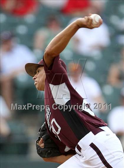 Thumbnail 1 in Calallen vs. Poteet (UIL 4A Semifinal) photogallery.