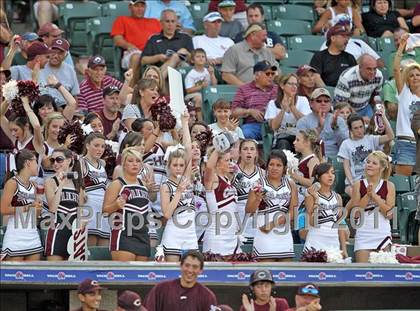 Thumbnail 2 in Calallen vs. Poteet (UIL 4A Semifinal) photogallery.