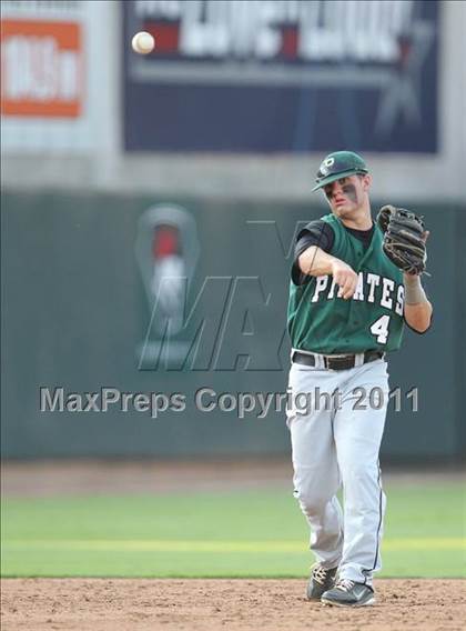 Thumbnail 1 in Calallen vs. Poteet (UIL 4A Semifinal) photogallery.