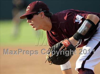 Thumbnail 2 in Calallen vs. Poteet (UIL 4A Semifinal) photogallery.