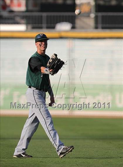 Thumbnail 3 in Calallen vs. Poteet (UIL 4A Semifinal) photogallery.