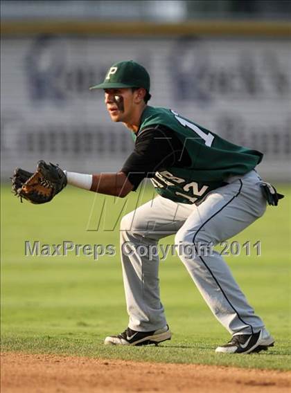 Thumbnail 2 in Calallen vs. Poteet (UIL 4A Semifinal) photogallery.