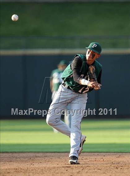 Thumbnail 1 in Calallen vs. Poteet (UIL 4A Semifinal) photogallery.