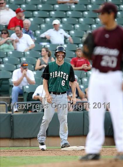 Thumbnail 2 in Calallen vs. Poteet (UIL 4A Semifinal) photogallery.