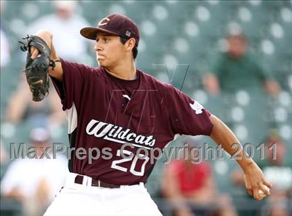 Thumbnail 1 in Calallen vs. Poteet (UIL 4A Semifinal) photogallery.
