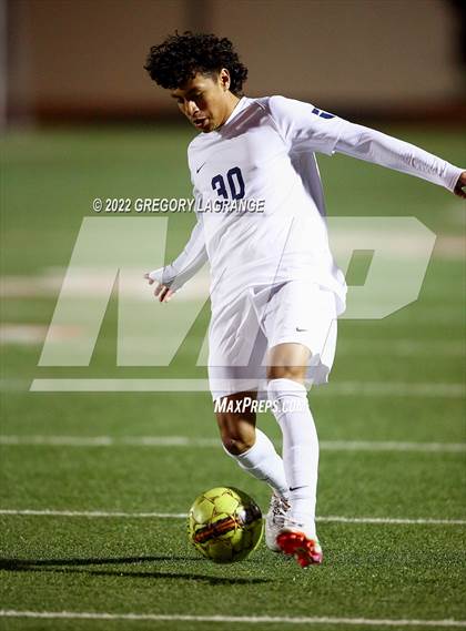 Thumbnail 2 in Martin vs Jesuit (UIL 6A Bi-District Playoff) photogallery.