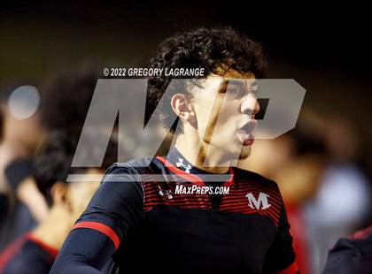 Thumbnail 2 in Martin vs Jesuit (UIL 6A Bi-District Playoff) photogallery.