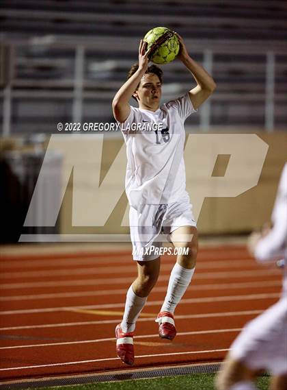 Thumbnail 2 in Martin vs Jesuit (UIL 6A Bi-District Playoff) photogallery.