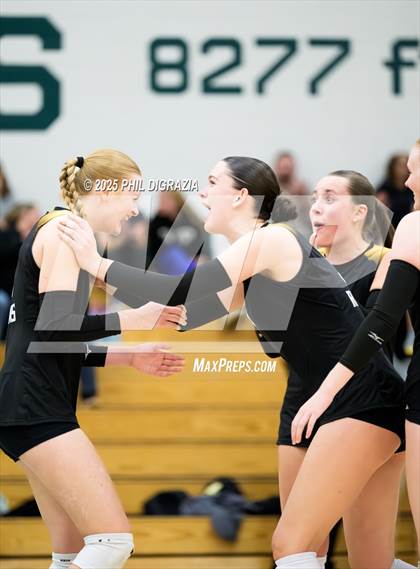 Thumbnail 3 in Green Mountain @ Conifer photogallery.