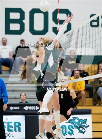 Thumbnail 2 in Green Mountain @ Conifer photogallery.