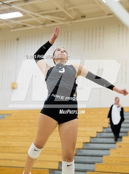 Thumbnail 3 in Green Mountain @ Conifer photogallery.