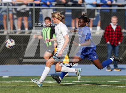Thumbnail 2 in Glendale @ Rockhurst (MSHSAA Class 4 Quarterfinal) photogallery.