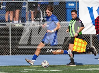 Thumbnail 3 in Glendale @ Rockhurst (MSHSAA Class 4 Quarterfinal) photogallery.